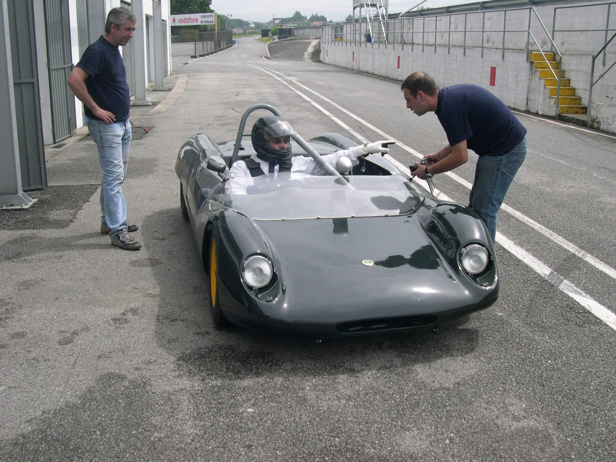 Lotus 23B Fender Broad